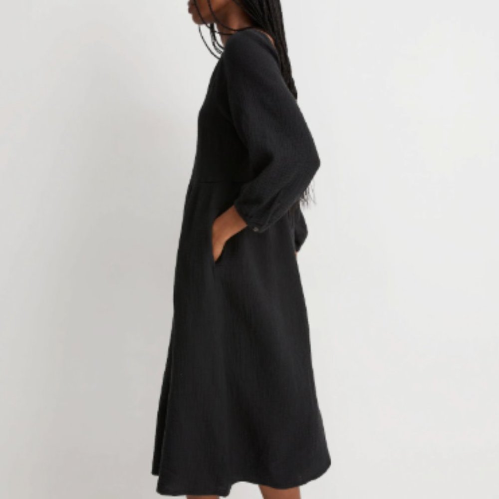 Madewell | Lightspun V-Neck Midi Dress - Picture 2 of 7